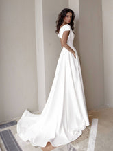 Langes Wickelkleid mit einfarbigem Temperament